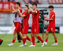 开云官网-包含广州队内部会议纪要流出：赛后队长鼓劲；英超使命明确；控场能力受关注的词条